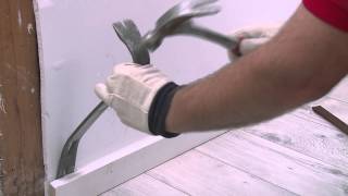 How To Remove Laminate Flooring  DIY At Bunnings [upl. by Goodrow]