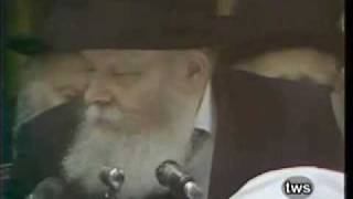 Niggun with the Rebbe Lekatchila Ariber [upl. by Glenine540]