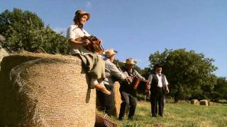 Les Troubadours des Bruyères  Reine des champs [upl. by Conias454]