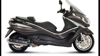 Piaggio X10 500 Executive Maxiscooter 500cc Test Ride amp Brief Review [upl. by Arnaud845]