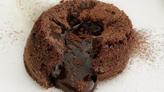 Πανεύκολο Σουφλέ Σοκολάτας ΧΩΡΙΣ ΜΙΞΕΡ  Chocolate Souffle [upl. by Gilus]