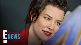 Evangeline Lilly Dismisses COVID19 SelfQuarantine Warning  E News [upl. by Lightman375]