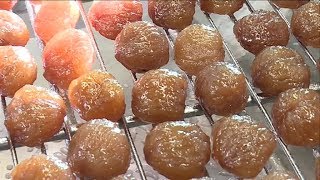 Le marron glacé de lArdèche la confiserie la plus chic de Noël [upl. by Nwadrebma]